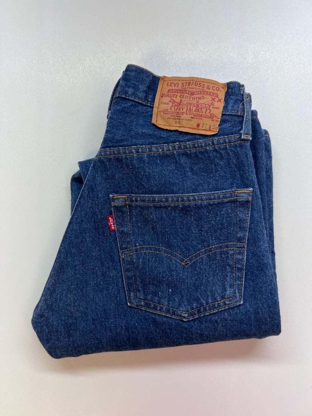 Vintage Levis 501 Single Stitch Blue Denim Jeans 27x32 Made USA High Rise 0524
